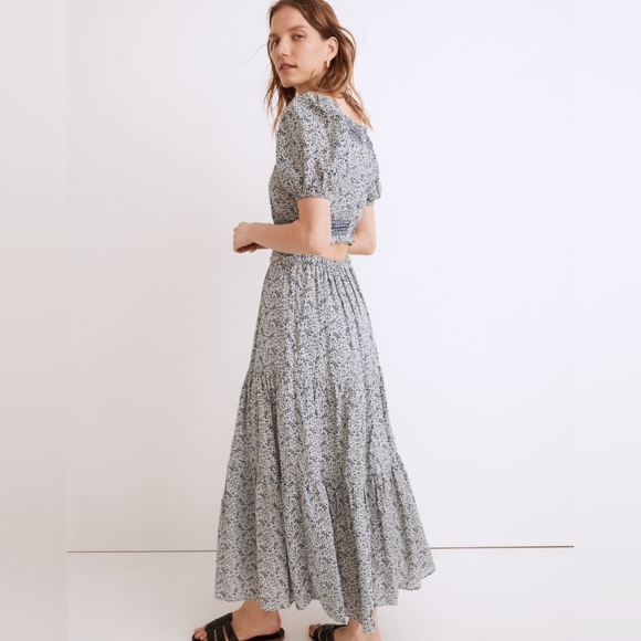 Madewell Tops - Madewell Jeanette Top in Florentine Floral In Blue Cropped Ruffle NWT Size M